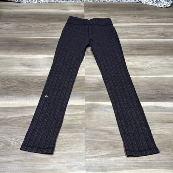 Lululemon Black Leggings with Pinstripe Pattern size 2 - Picture 5 of 10